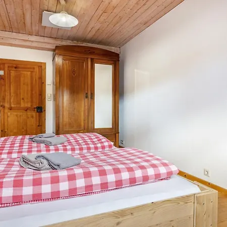 Daire Schwarzwald - *